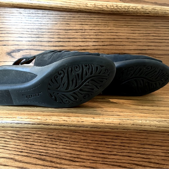 Earth Origins Ruched Peep-toe Wedges Size 6.5 Wide - Picture 5 of 7